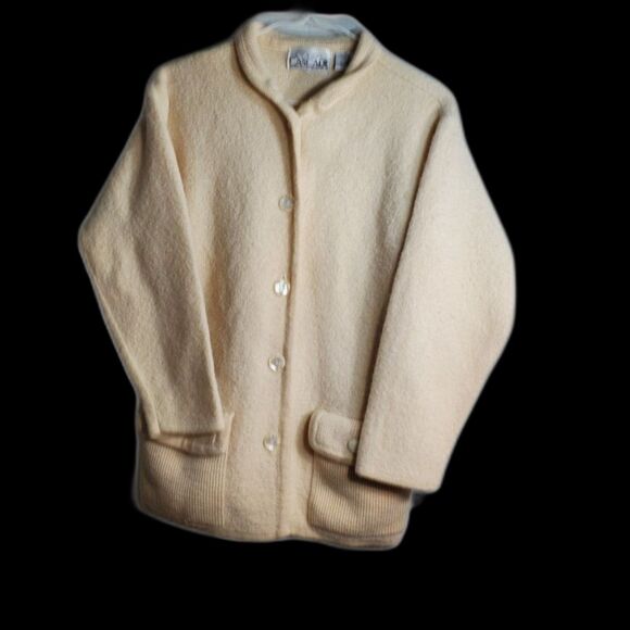 Cascade Classics 100% Wool Jacket/Sweater Cream with Vintage Buttons SZ M - Picture 2 of 8